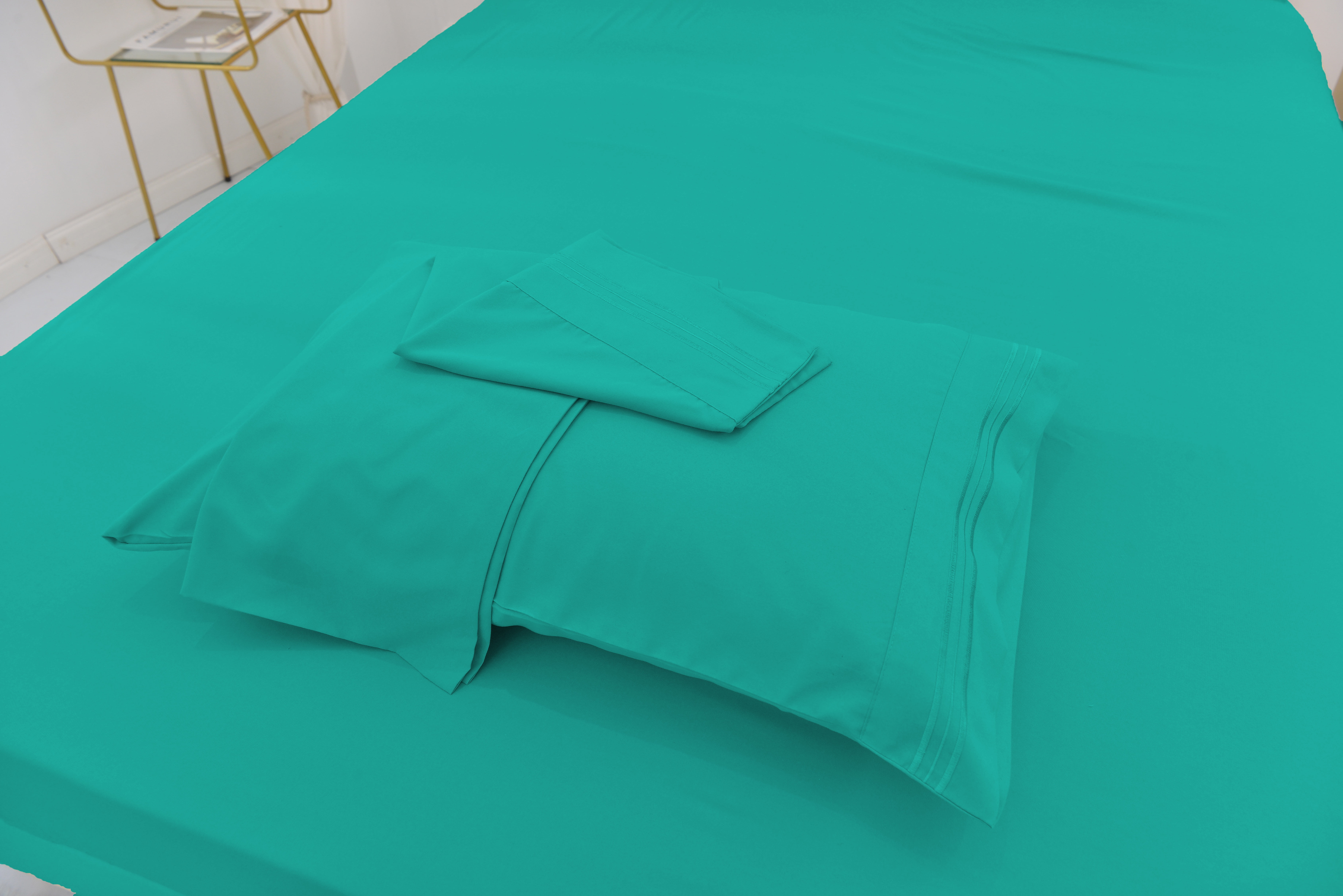 Queen Size Bamboo Derived Rayon Bed Sheet Set - Softer than Cotton Sheets Queen Size - Wrinkle Free - 16" Deep Pockets - 4 Piece - 1 Fitted Sheet, 1 Flat, 2 Pillowcases Queen Teal