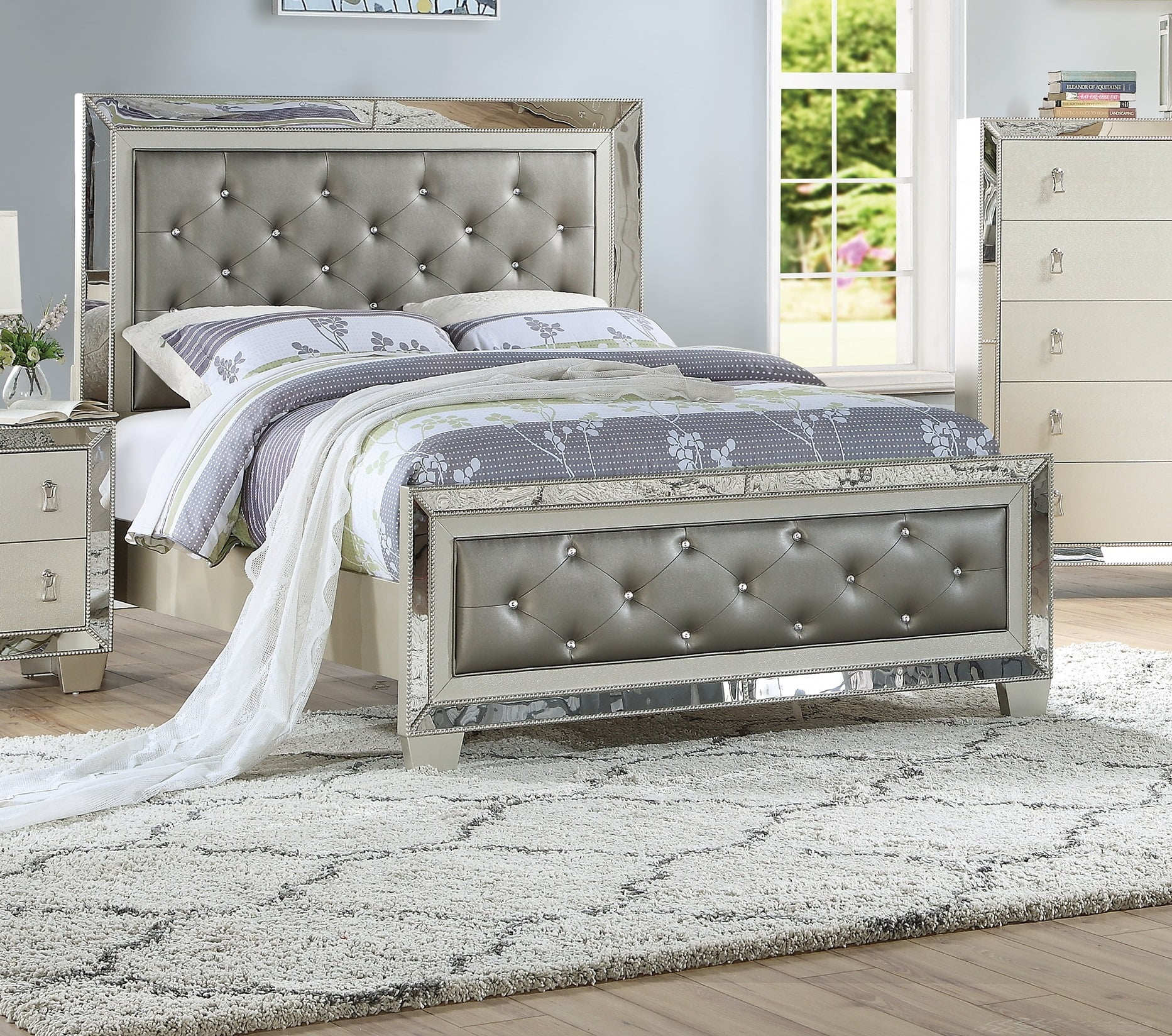 Queen Size Bed Silver Top Design Upholstererd Tufted Headboard Bedframe