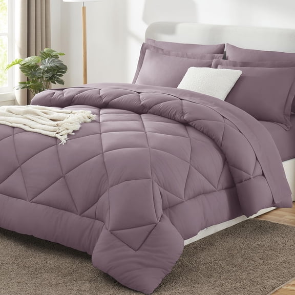 Queen Size Comforter Set Emerald Green Bed in a Bag,7 Pieces Luxury Soft All Seasons Bedding Set,with Comforter Sheets Pillowcases Shams