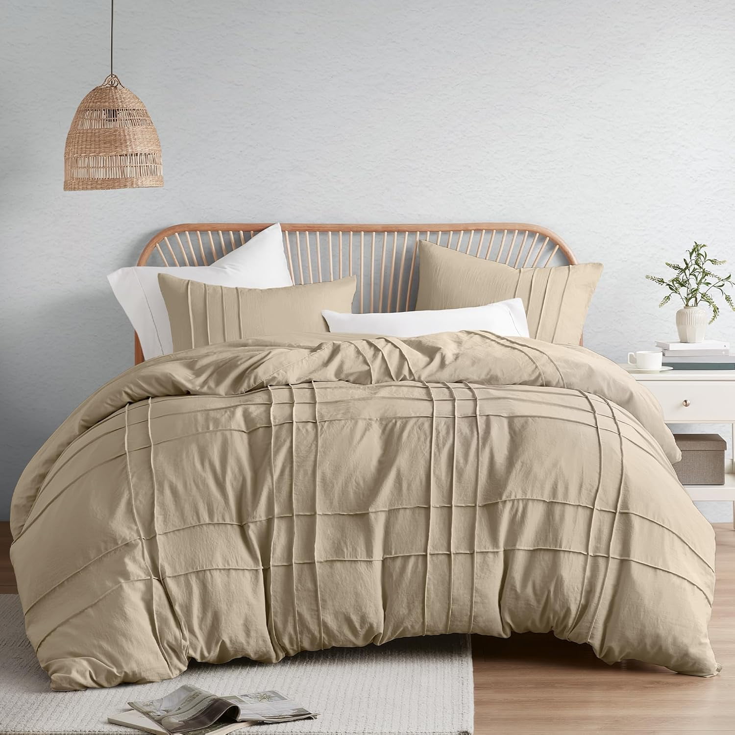 Khaki Queen Pintuck Pleated Microfiber Duvet Cover Set with Shams