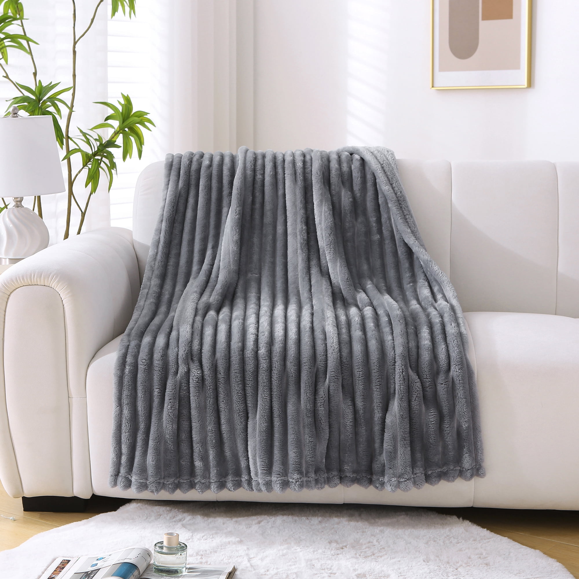 Queen Size Fleece Blanket for Couch Bed - Super Soft Cozy Bed Blanket for Women,3D Striped Lightweight Blanket, All Seasons Flannel Blanket for Bed, 70x80 Inches, Grey