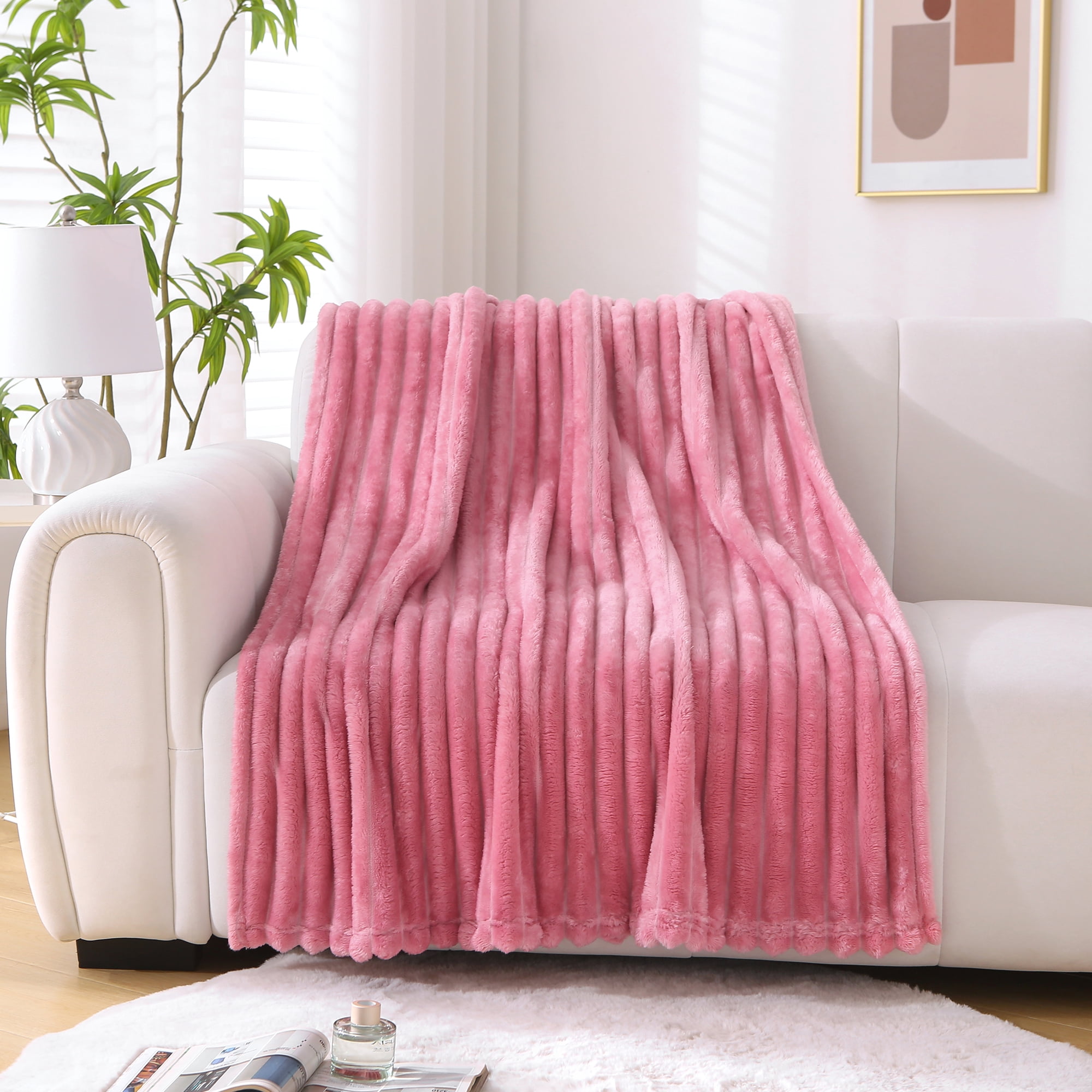 Queen Size Fleece Blanket for Couch Bed - Super Soft Cozy Bed Blanket for Women,3D Striped Lightweight Blanket, All Seasons Flannel Blanket for Bed, 70x80 Inches, Pink
