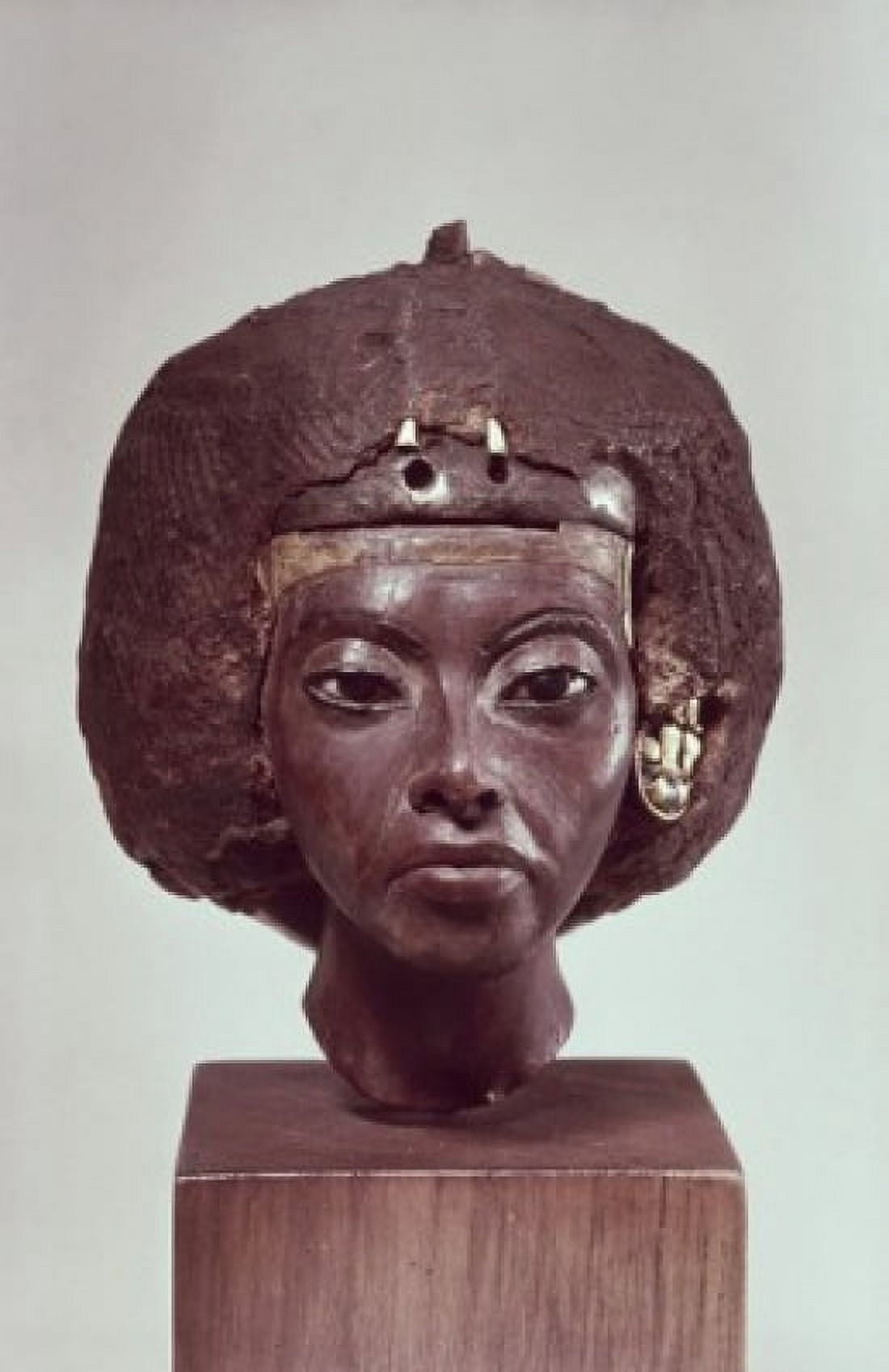 Queen Tiy ca 1352 BCE (18th Dynasty) Egyptian Art Staatliche Museen Preussischer Kulturbesitz Berlin Germany Canvas Art - (18 x 24)
