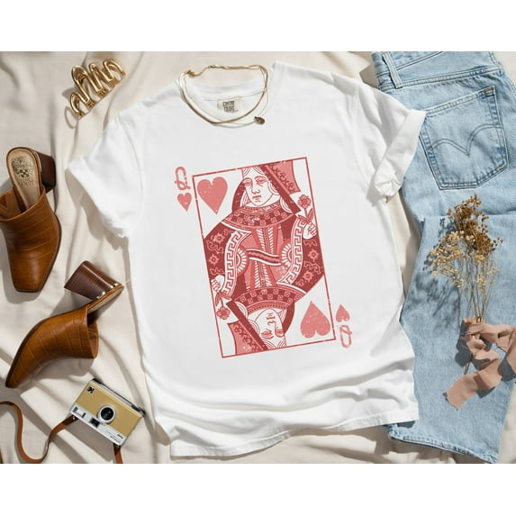 Queen of Hearts Shirt Mothers Day Gift, Comfort Colors Valentine TShirt, Retro Boho Vintage Graphic Tee