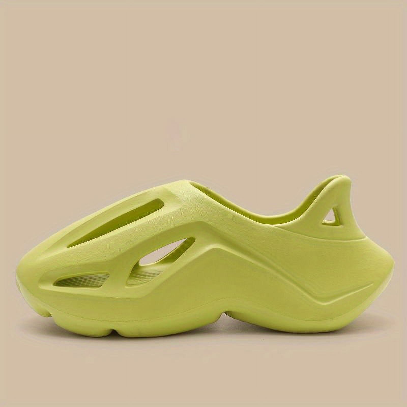 QuickDry Foam Runner Sandals for Men Perfect for Outdoor Activities