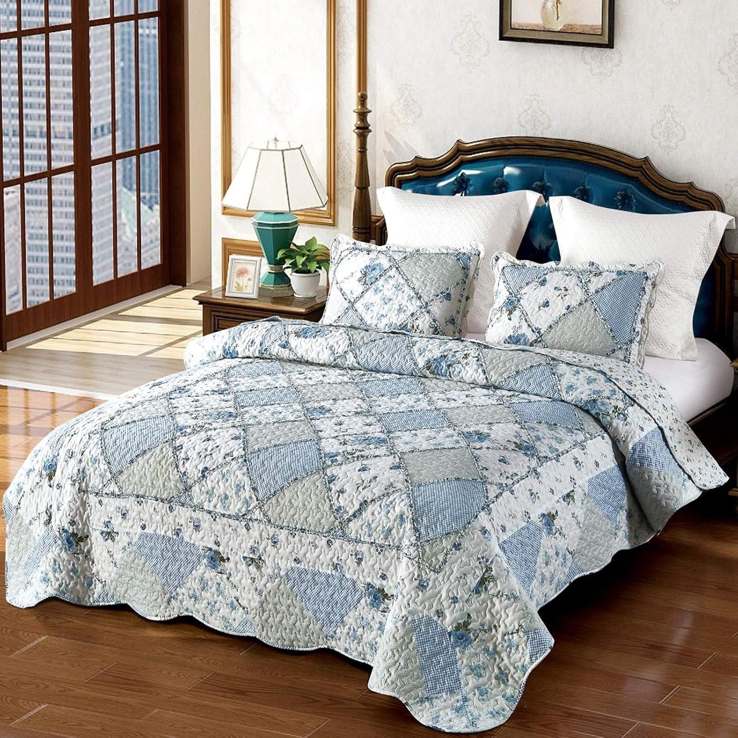 Quilt Set 3-Piece Floral Patchwork Reversible Quilted Bedspread