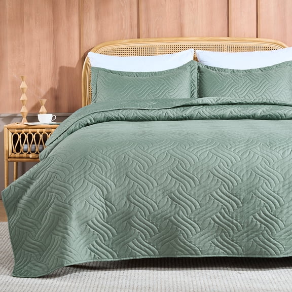 Mosluna Queen Size Qulit Set, 3 Piece Lightweight Bedspreads, All-Season Coverlet with 2 Pillow Shams, Green