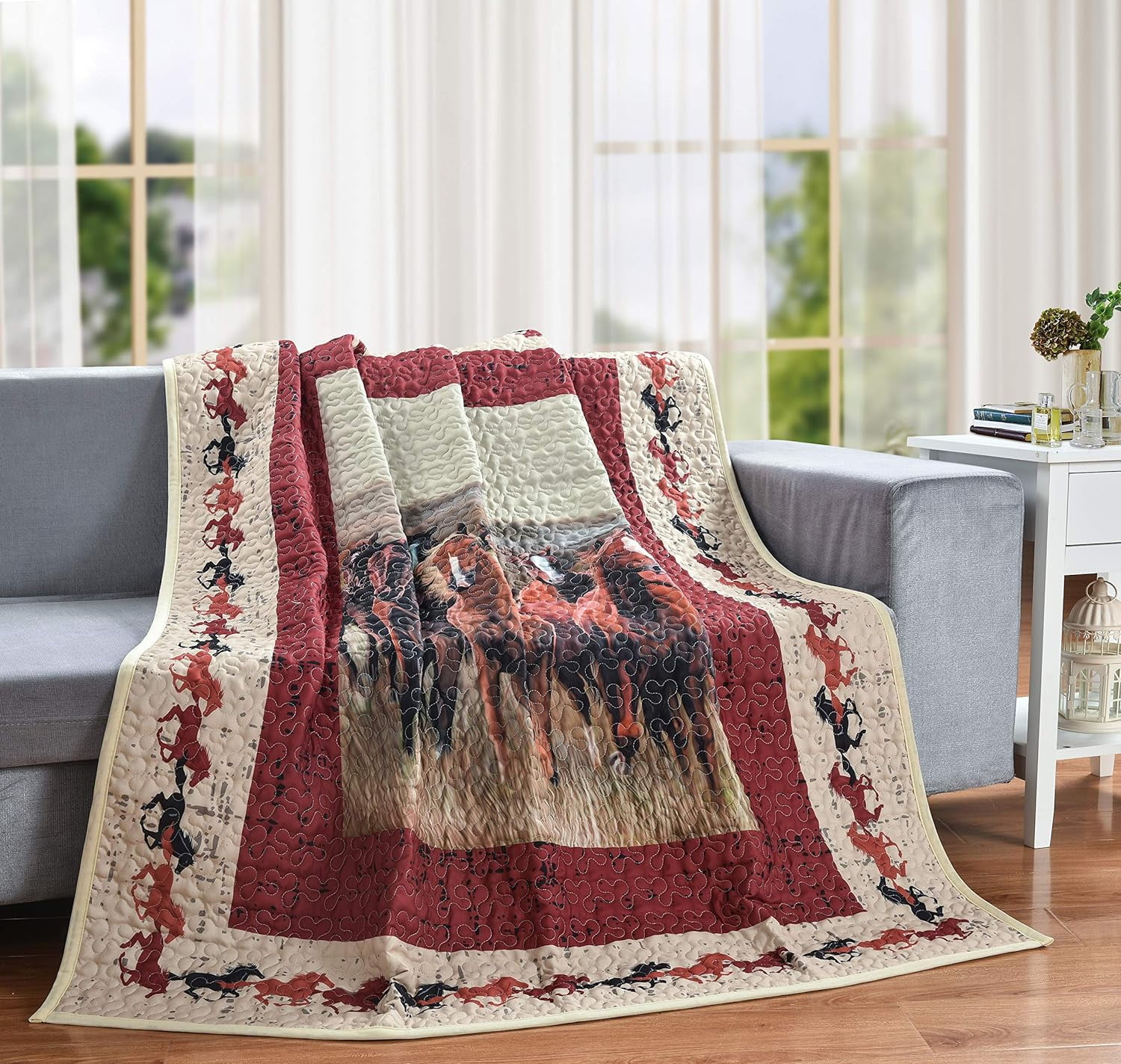 Quilt Throw Blanket With Unique Running Wild Horses Print Design