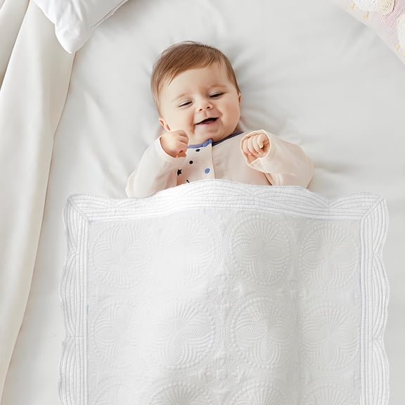 Quilted Flannel Wrap Blanket, Thin Filled Coverlet, Soft Breathable & Lightweight, 45.67*36.22in, White