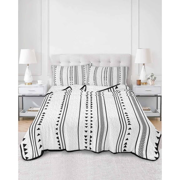 Quilts King Size, Boho Black Stripes Soft Comforter Bedding Set for Bed, Triangle Arrow Geometric Abstract Art Lightweight Quilted Bedspread with Pillow Cover(2 Pieces) for All Season, 96x106 Inch