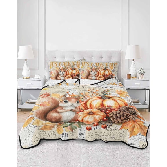 Quilts King Size, Fall Squirrel Pumpkins Soft Comforter Bedding Set for Bed, Vintage Maple Leaf Thanksgiving Lightweight Quilted Bedspread with Pillow Cover(2 Pieces) for All Season, 96x106 Inch