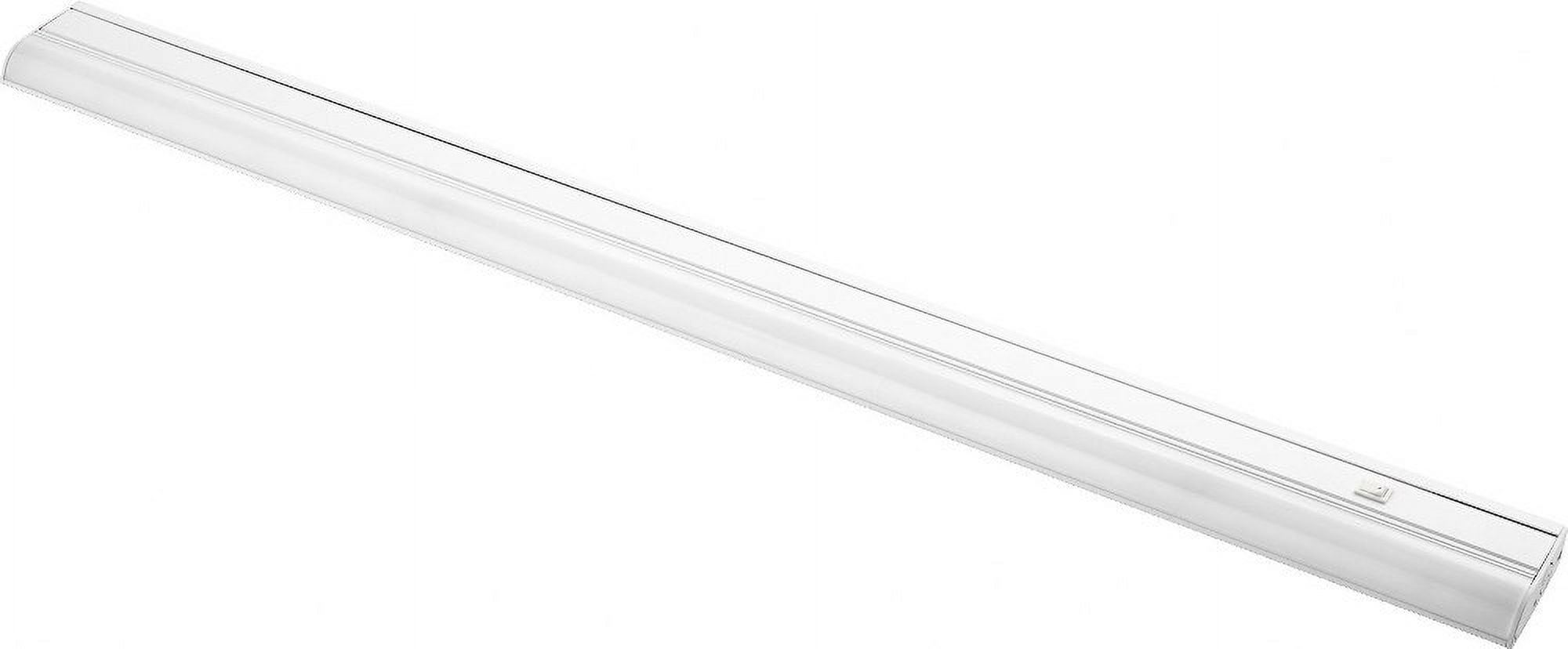 Quorum Lighting - LED Under Cabinet - Under Cabinet - 18W 1 LED Under Cabinet in