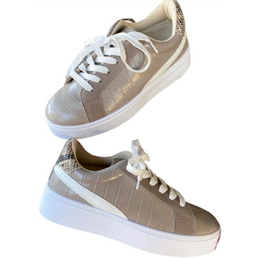 Qupid Women's Lace Up Sneakers