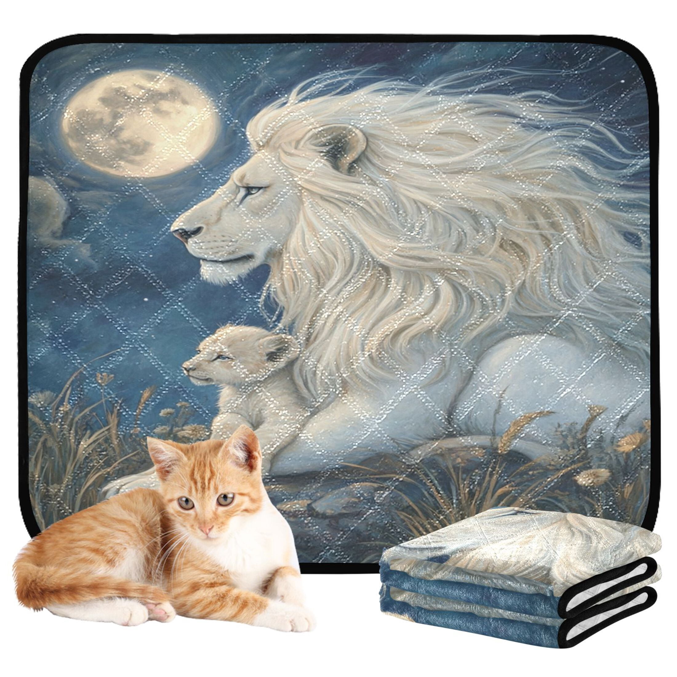 Qxltty White Maned Lion Cat litter Pads Pet Set of 3 Diaper Mats Center Anti-leakage Layer Absorbent Soft and Comfortable