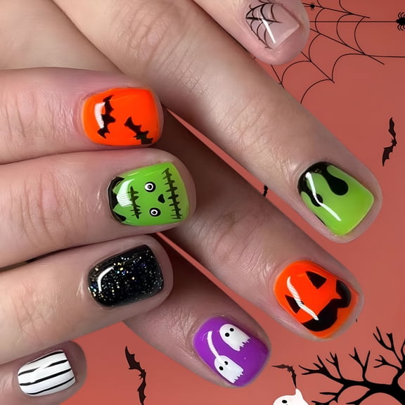 RAGUPEL 24Pcs Halloween Cobweb Bat Pattern Press on Tips Short Square Artificial Tips Fingernails Halloween Press on Nails Short