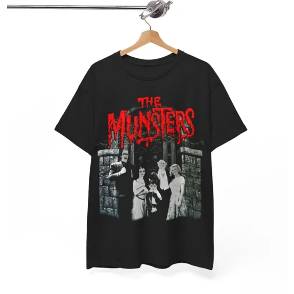 RARE THE MUNSTERS T-Shirt Family Portrait Red Logo Tee New T-Shirt