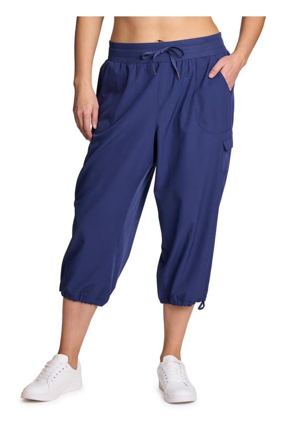 Active Women's Plus Size Relaxed Lightweight Woven Cargo Capri Pant