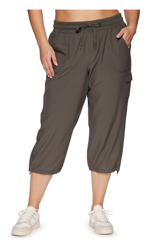 Active Women's Plus Size Relaxed Lightweight Woven Cargo Capri Pant