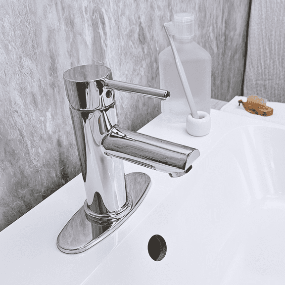 ReliaFLO Single Control Lavatory Faucet in Polished Chrome - L23832-01