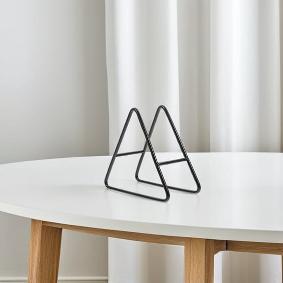 RENACLIPY 2Pcs Iron Triangle Coaster Holder Black Coaster Storage Rack Organizer Stand