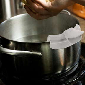 RENACLIPY Grey Silicone Reusable Pot Edge Strainer Funnel for Spill-Free Soup, Oil Pouring, and Use