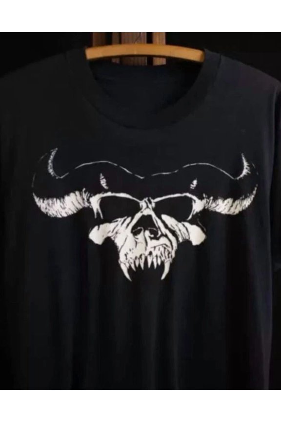 RETRO Rare Collection 1988 Danzig Concert Band Gift For Fan Unisex T-shirt