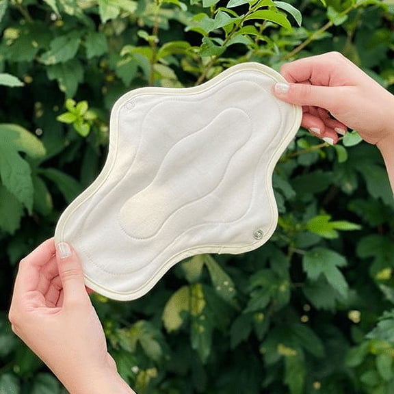 Maxim 3 Pack Reusable Organic Cotton Pads with Wings, Moderate Absorbency, Washable & Eco-Friendly Cloth Menstrual Pads for Women (18x25.5 cm)