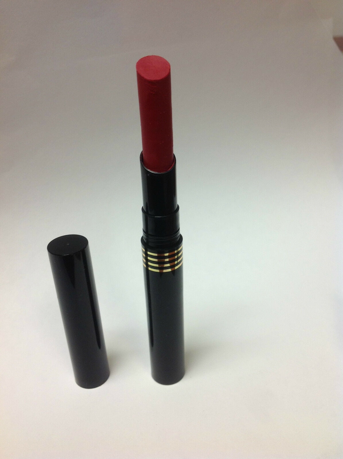 REVLON COLORSTAY LIPCOLOR LIPSTICK ( SCARLET #52 ) NEW.