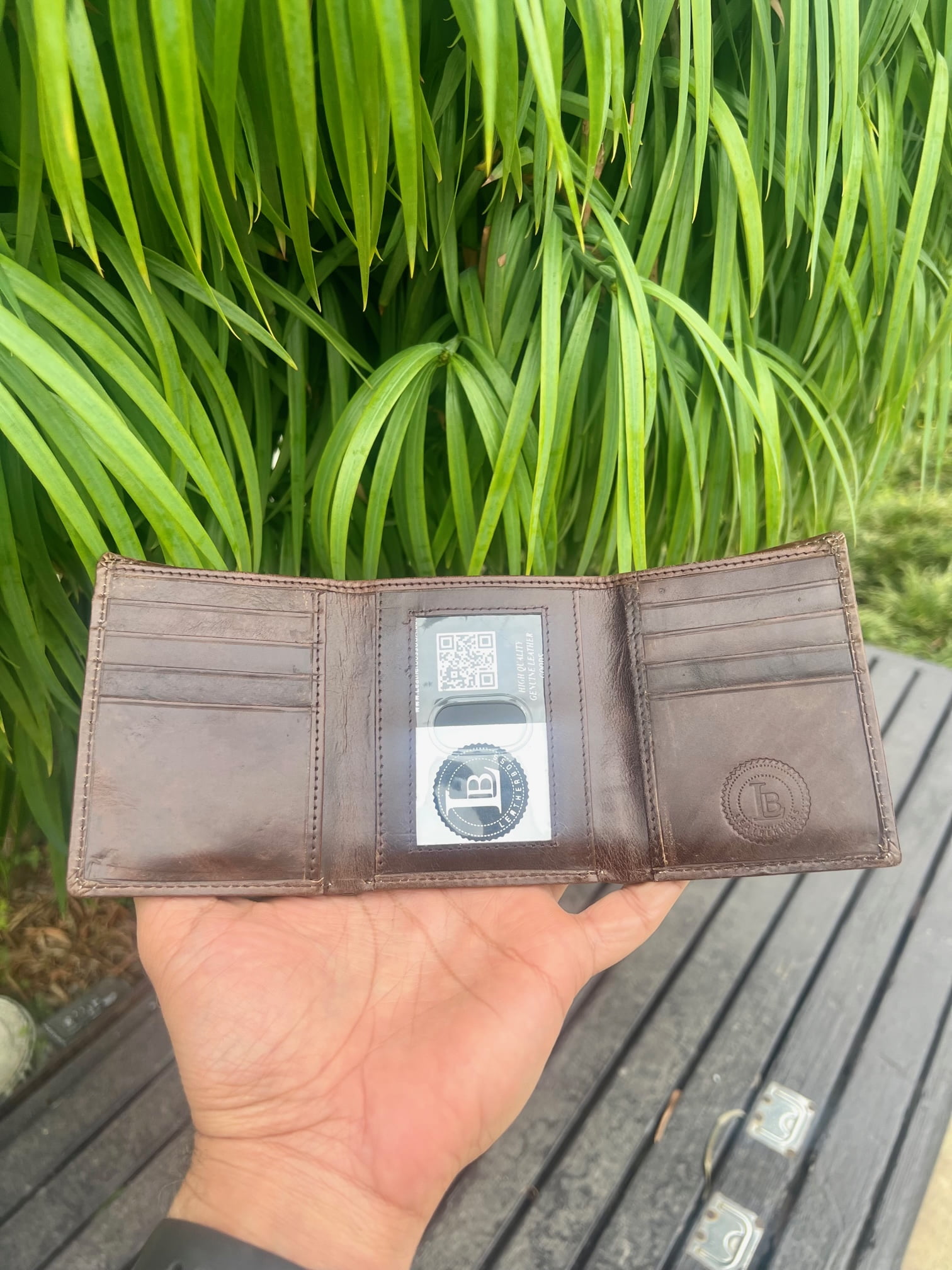 RFID Blocking Leatherboss Mens Trifold Wallet with Full Grain Genuine ...