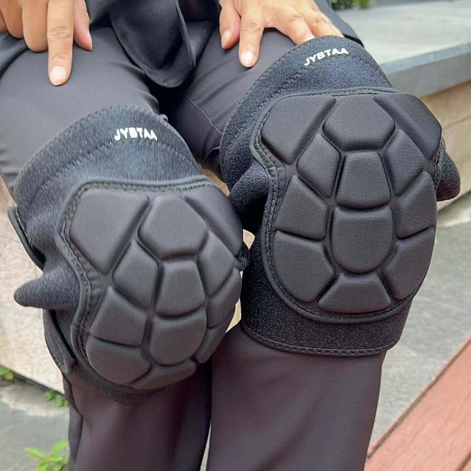 RGHJAR-Men Women Knee Pads for Kneeling, Waterproof Knee Pad for Gardening Flooring Painting Yard Tile, Soft Foam Kneepads for Mechanics Carpenters Workers, Comfortable and Lightweight Cushion, Black