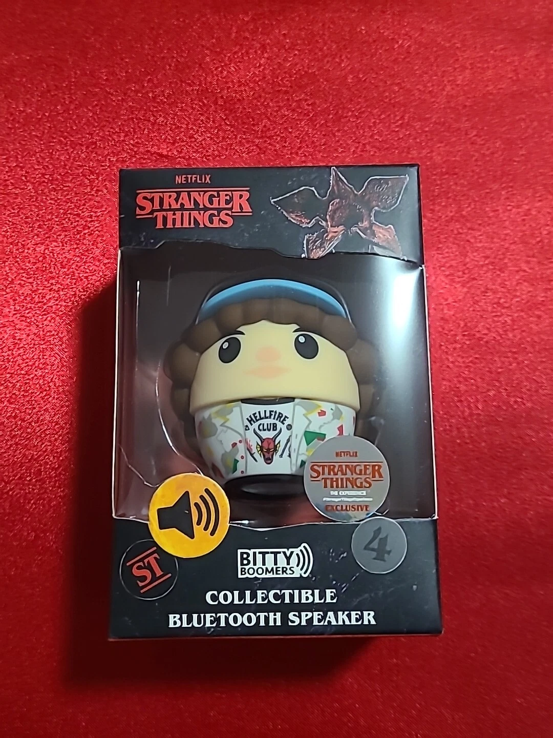 RHEA- Stranger Things Bitty Boomers Exclusive Collectible Bluetooth Speaker Dustin