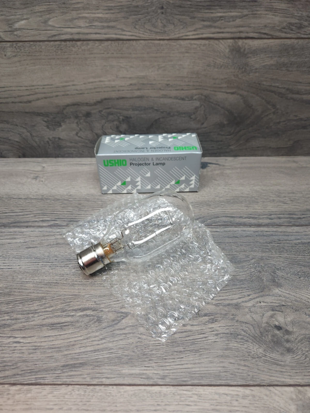 RHEA- Vtg Ushio Halogen & Incandescent Projector Lamp Bulb Dmx 120-V 500-W New In Box