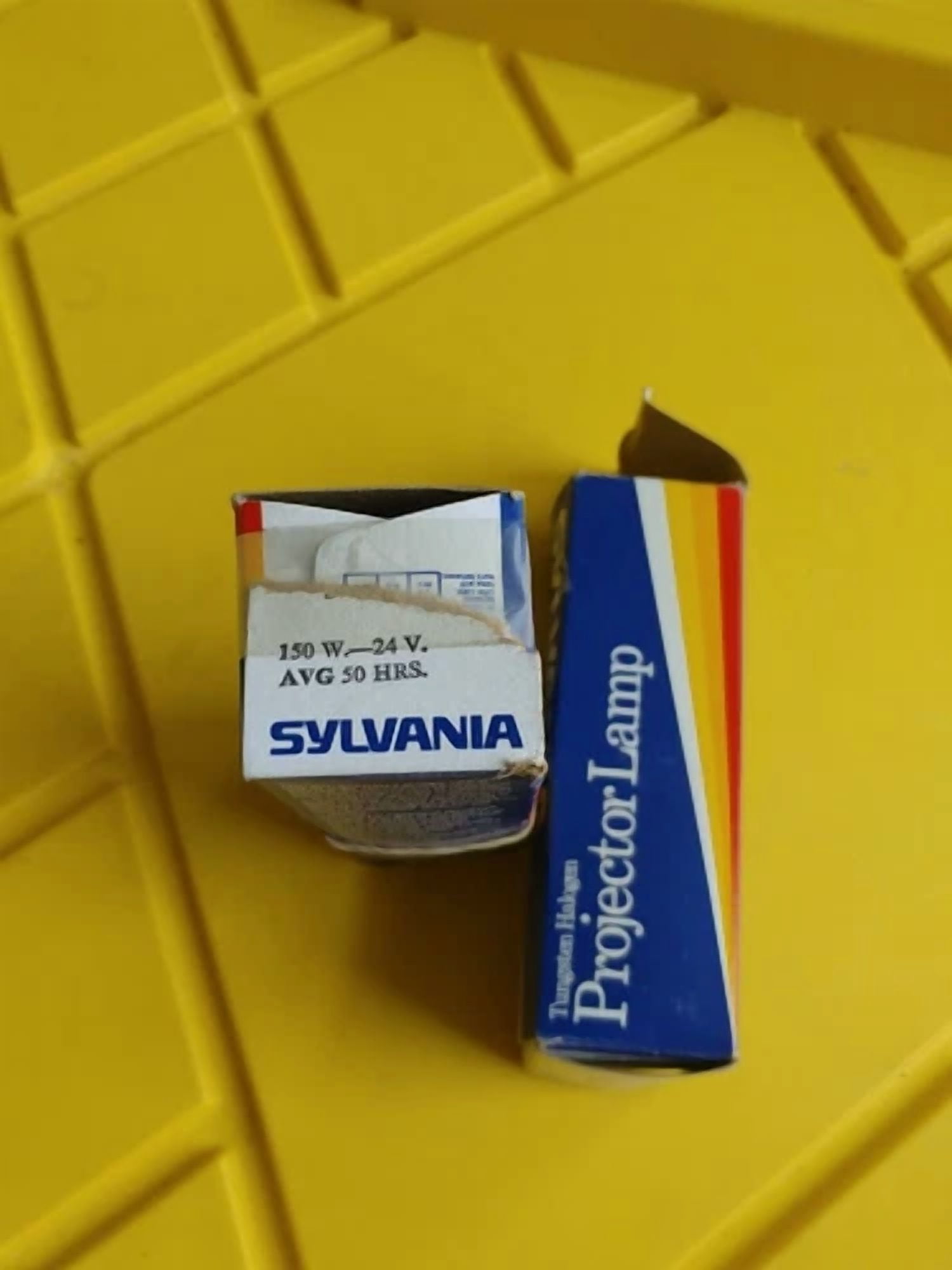 RHEA- X2 Sylvania Gte Projector Lamps Fcs 150W 24V 100Hr 2 Bulbs