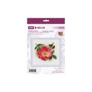 RIOLIS  Furry Bumblebee Counted Cross-Stitch Kit