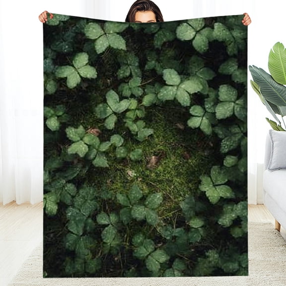 RKSupls Christmas Throw Blanket, Moss Forest Soft Flannel Blanket, Fuzzy Warm Cozy New Year Winter Blanket for Couch Bed Home Decor, 60*80in