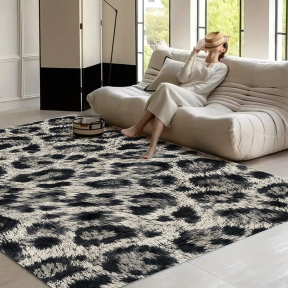 RKSupls Snow Leopard Animal Print Pattern  Soft Fluffy Velvet Area Rug   for Living Room Bedroom, Non-Slip Washable Carpet, Modern Minimalist Home Decor Floor Mat