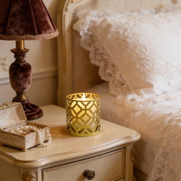 ROLKFUK Gold Geometric Hollow Iron Candle Holder with Openwork Design, Small Cube for Home Decor Table Centerpiece Aromatherapy