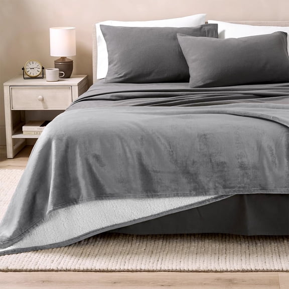 ROSEKIND Flannel & SherpaThrow Blanket for Couch, Non-Heated, Thick & Warm Cozy Blanket for Winter, Soft Fuzzy Plush Throw Gifts for Women and Men, 50x60In, Grey