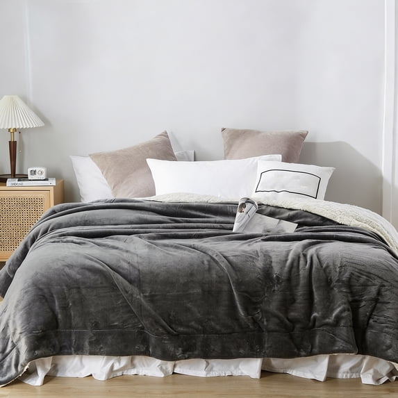 ROSEKIND Ultra Soft Cozy Faux Fur Throw Blanket, Fuzzy Plush Thick Bubble Blanket| Gray|50x60inch