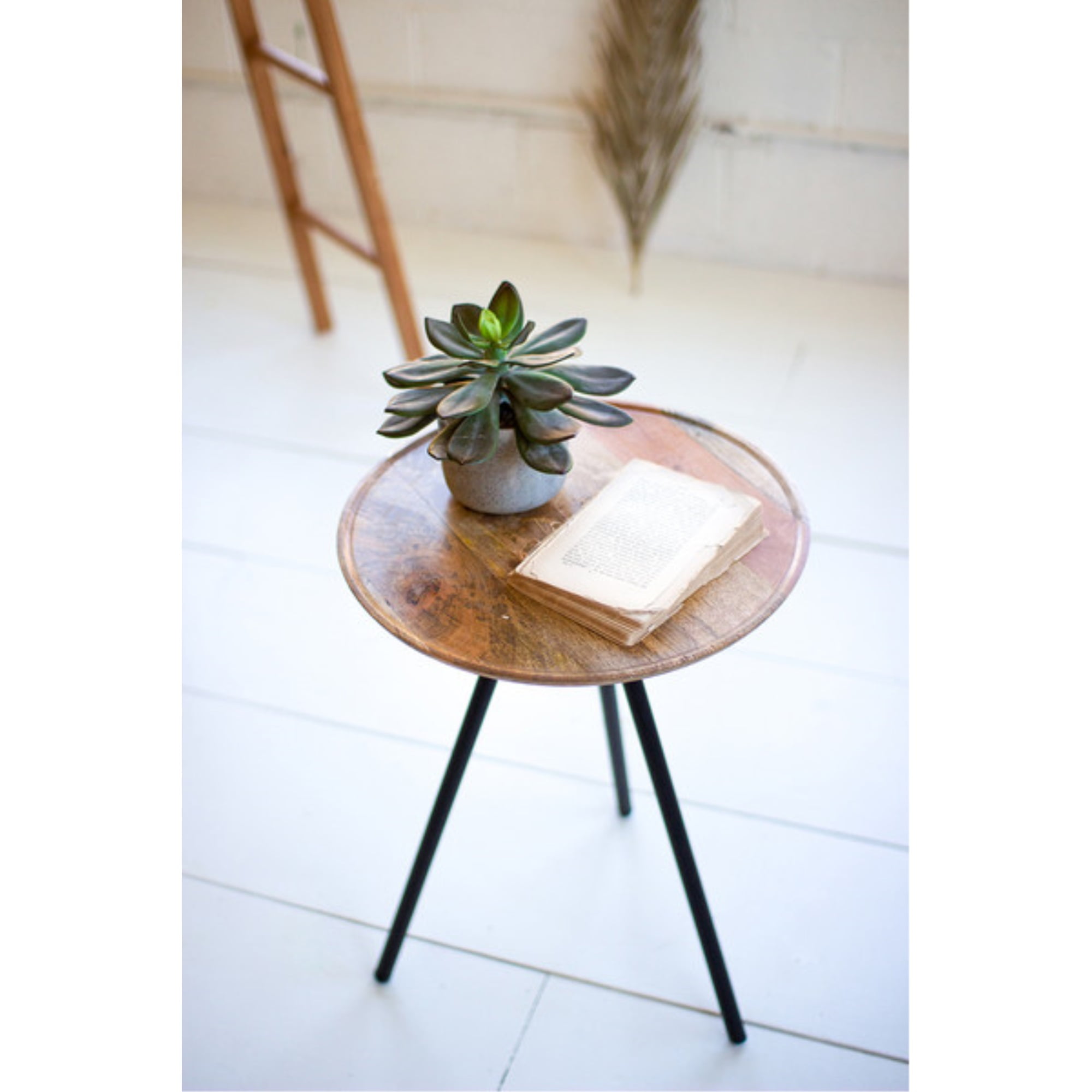 ROUND MANGO SIDE TABLE WITH METAL HAIRPIN LEGS