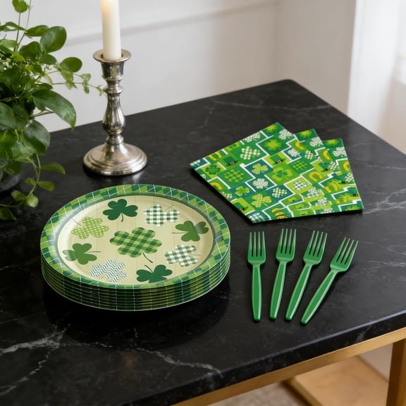 RRFDWQ-St. Patricks Day Tableware Set, 96 Pcs Lucky Green Shamrock Disposable Dinnerware with Paper Plates, Napkins, and Forks for St Patrick Day, Irish Party Supplies- Serves 24