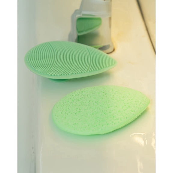 RUBY VIBE CO Silicone Face Cleansing Brush and Exfoliating Sponge, Gentle Facial Scrubber Kit, Green, 2 Piece
