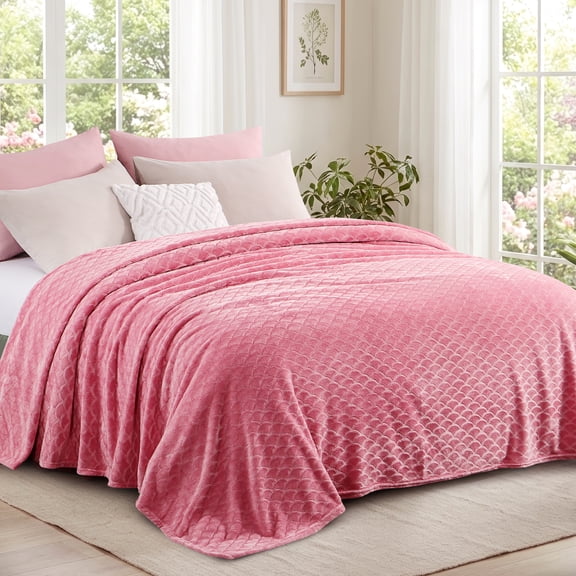 Aisbo Brushed Flannel Fleece Blanket Throw, Soft Warm Lightweight Bedding For Couch Camping Travel, Anti-Static Cozy, Pink, 50x60 Inches