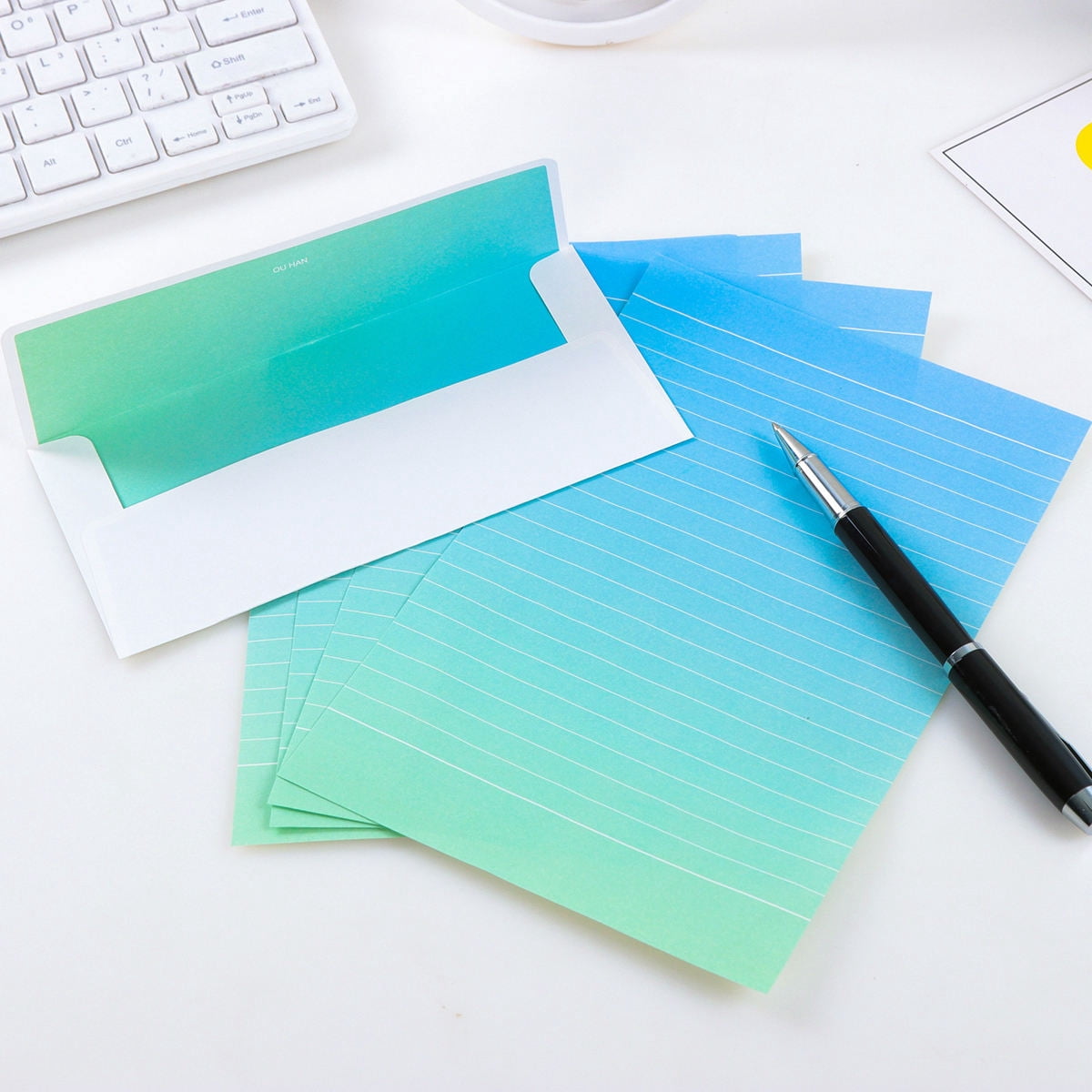 RUNROTOO 24pcs Aesthetic Stationery Set Gradient Color Paper for ...