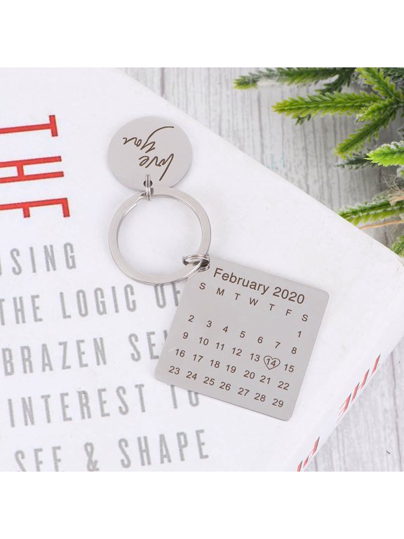 Couple Key Ring Stainless Steel Calendar Keychain with Heart Pattern Engraving