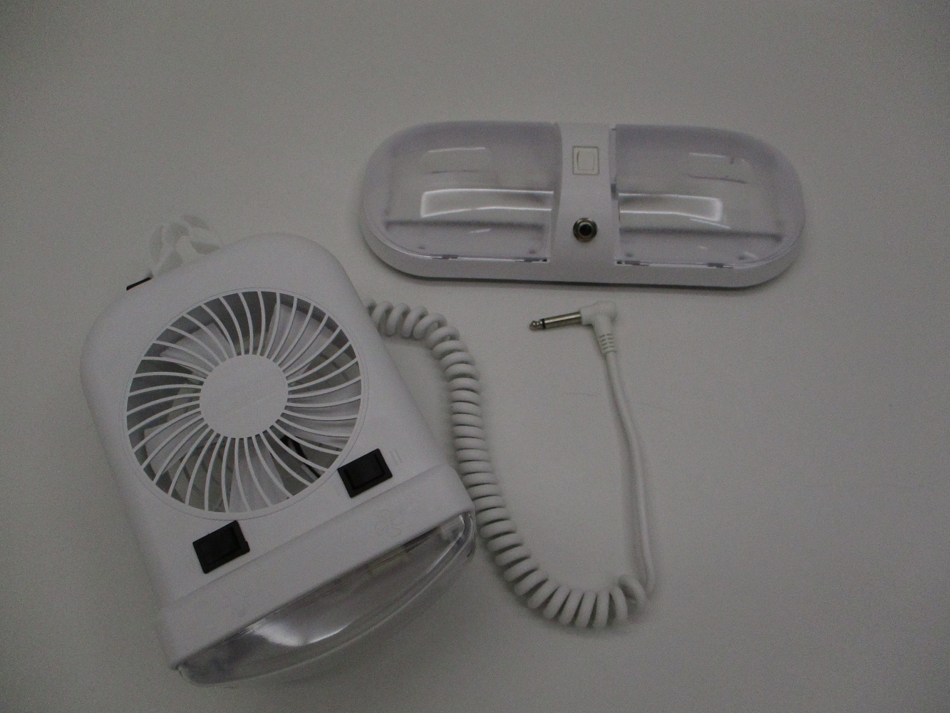 RV Camper Pop Up Trailer Bunk Tent Combo Fan and Lights / 12V / 1/4