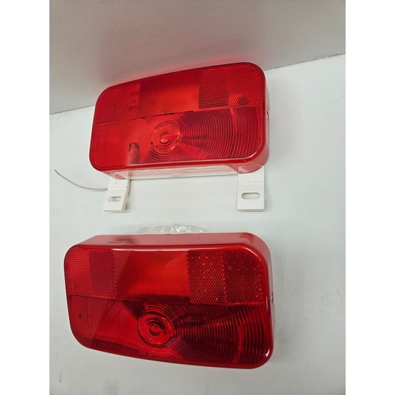 RV Camper Trailer Stop Turn Brake Tail Lights / License Light / White Base
