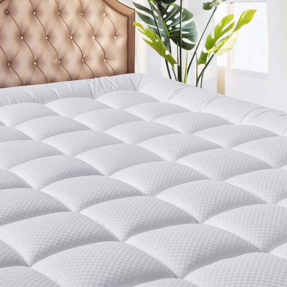 RV King Mattress Pad with 8-21 Inch Deep Pocket, Cooling Quilted Topper, Soft Machine Washable Cover, White Checkered