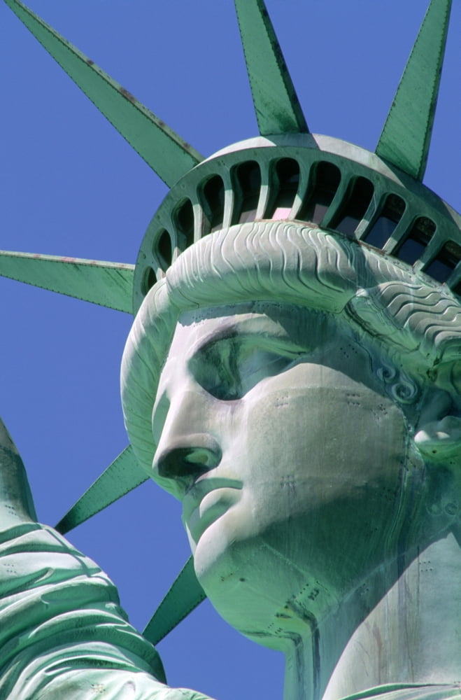 RWatts Close-Up Of Head Of Statue Of Liberty Manhattan New York Ny Usa Canvas Art - Ron Watts Design Pics (11 x 17)