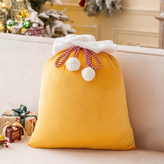 RXIRUCGD Elegant Golden Velvet Christmas Gift Bags for Holiday Present Wrapping, Luxurious Fabric Storage Pouches for Festive Occasions